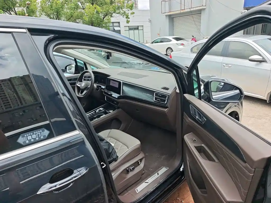 Volkswagen Viloran 2024 2024 380TSI Executive Edition
