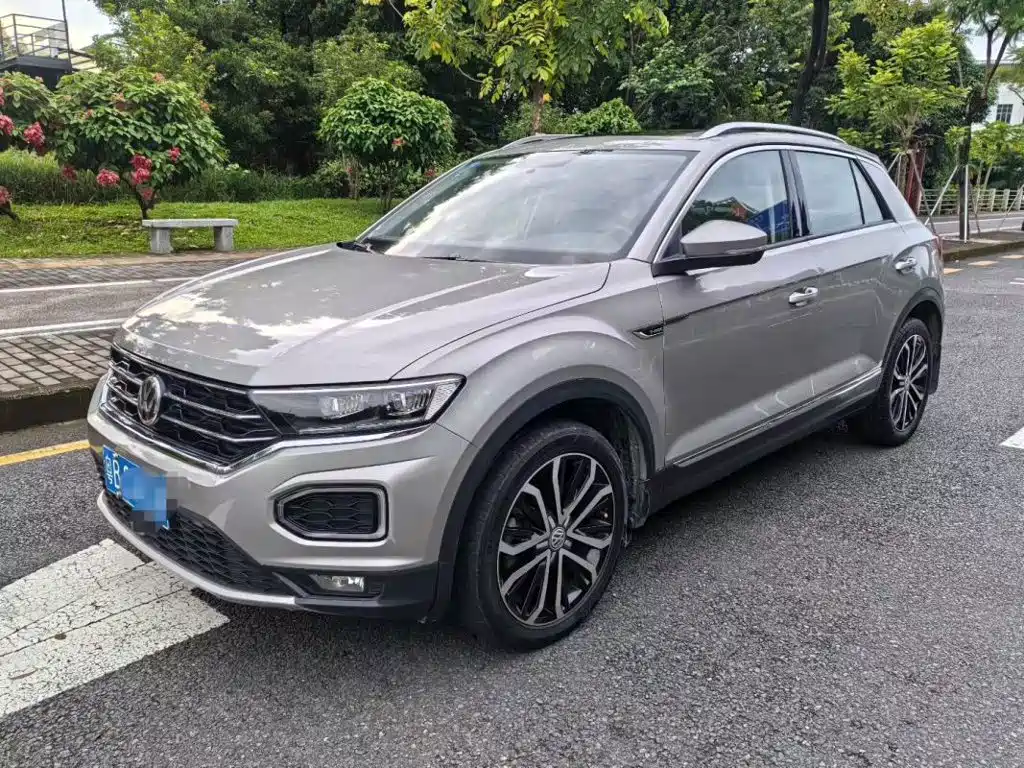Фото 1 - Volkswagen T-ROC