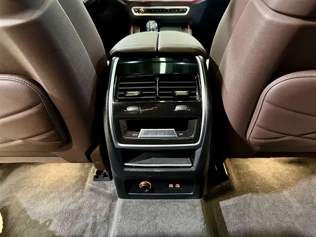 BMW X5 2022 Facelift xDrive 40Li M Sport Package фото 23
