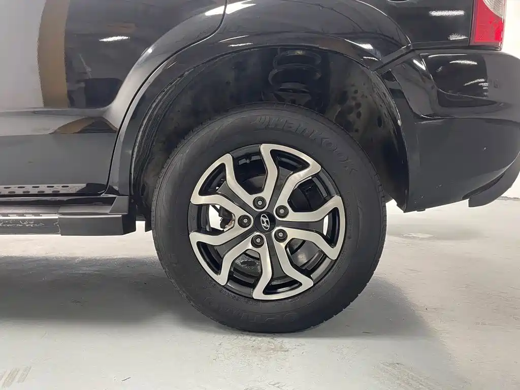 Hyundai Tucson 2015 2013 2.0L Manual 2WD Fashion