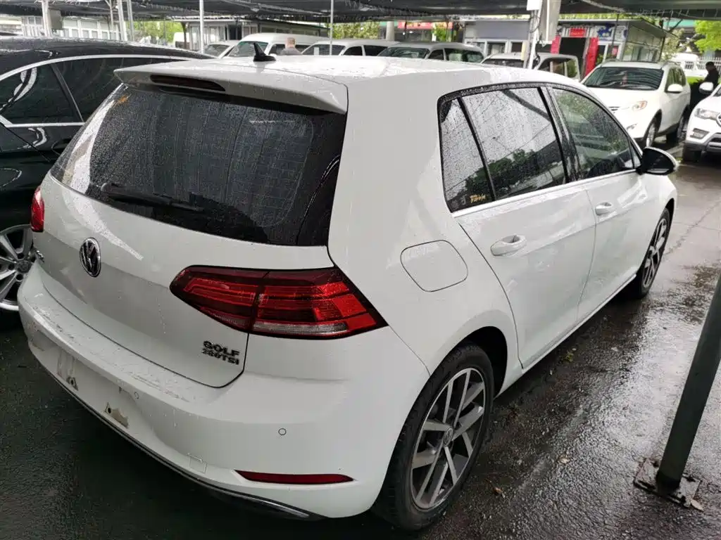 Volkswagen Golf 2020 280TSI DSG Comfort фото 7