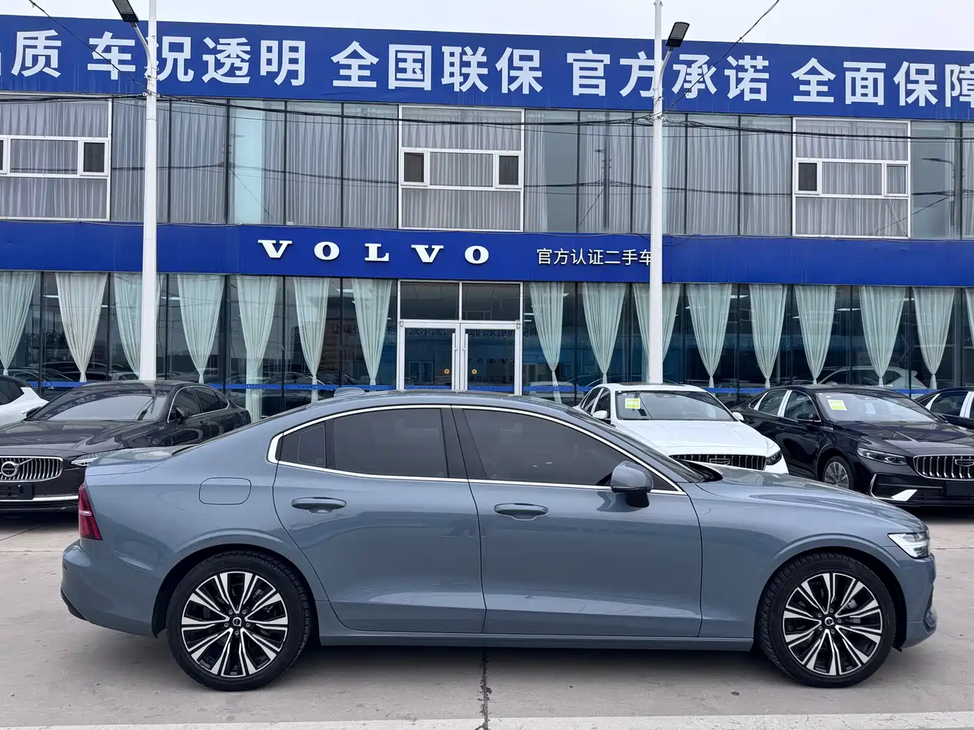 VOLVO S60