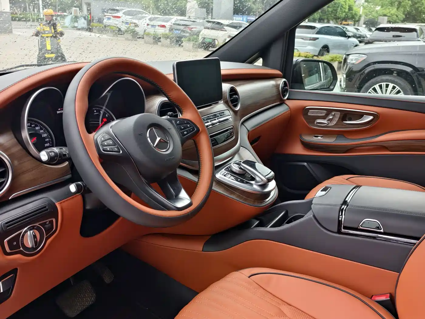 Mercedes-Benz V-Class 2018 V 260 Navigator Edition China VI фото 6