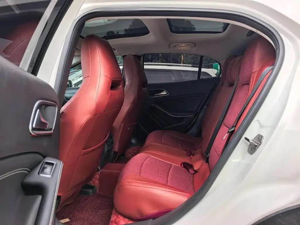Mercedes-Benz GLA 2019 GLA 200 Fashion фото 10