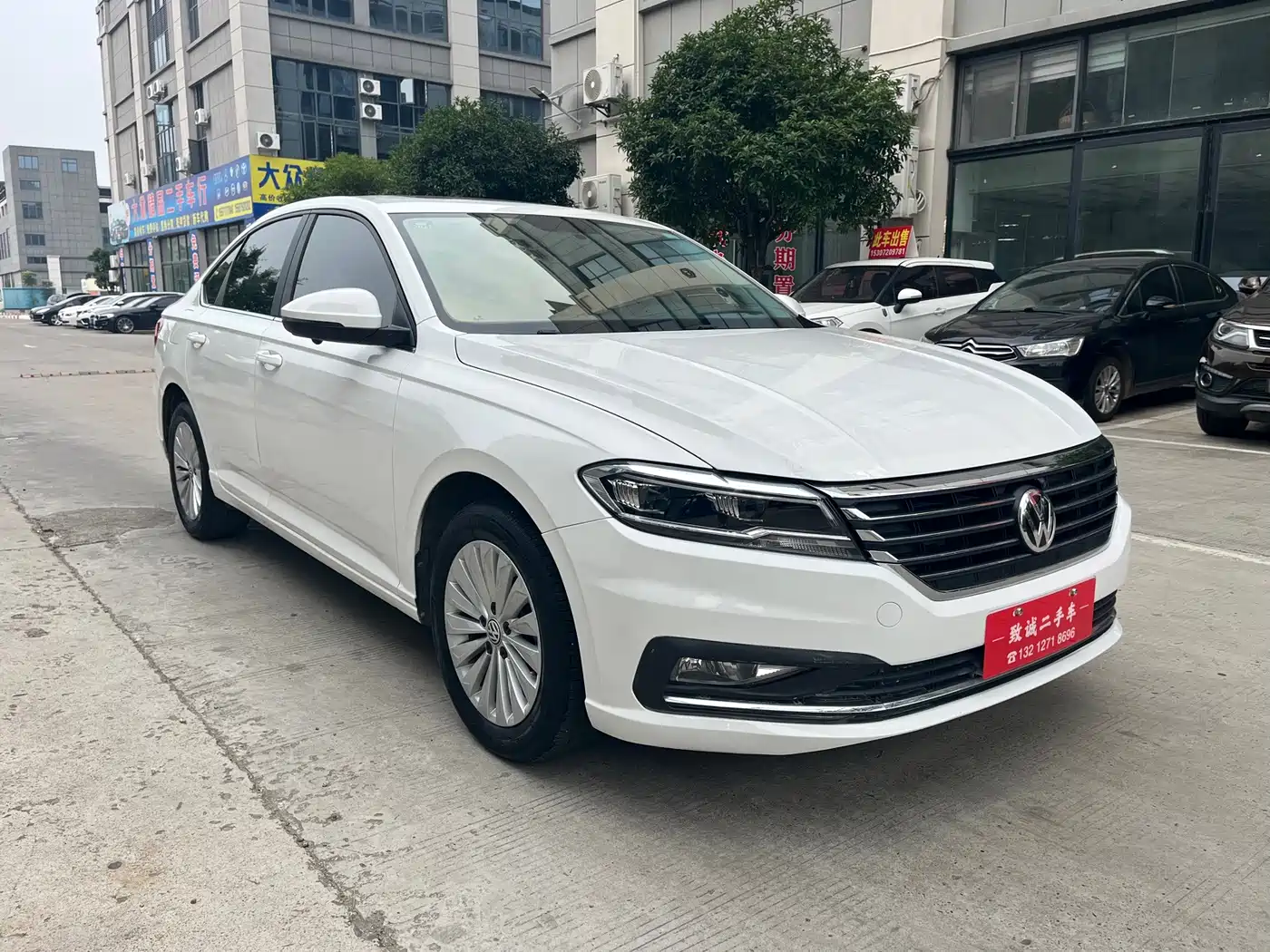 Фото 3 - Volkswagen Lavida