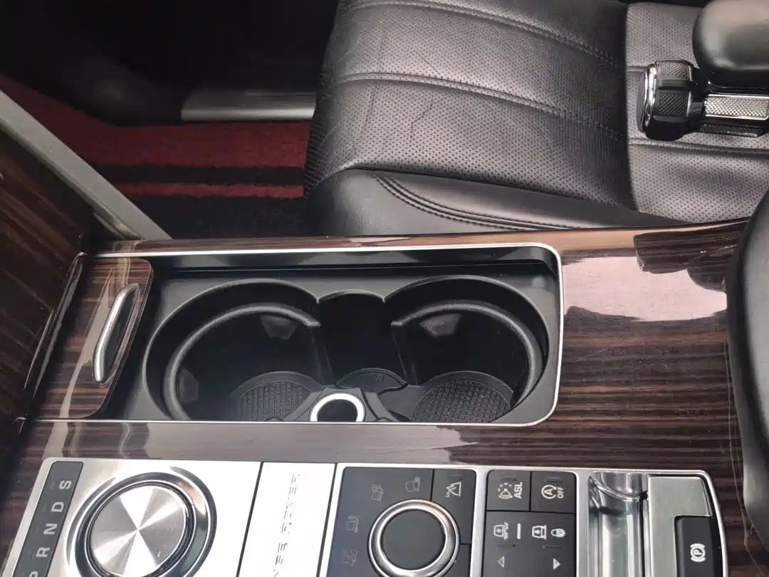 Land Rover Range Rover 2015 3.0 TDV6 Vogue фото 15