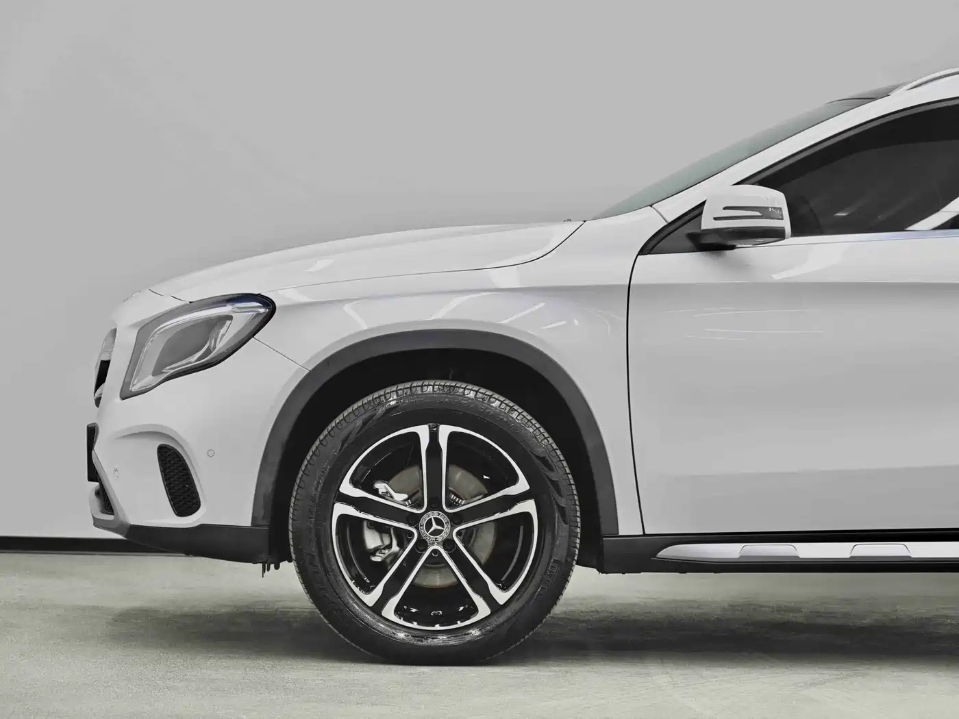 Mercedes-Benz GLA 2018 GLA 200 Fashion фото 17