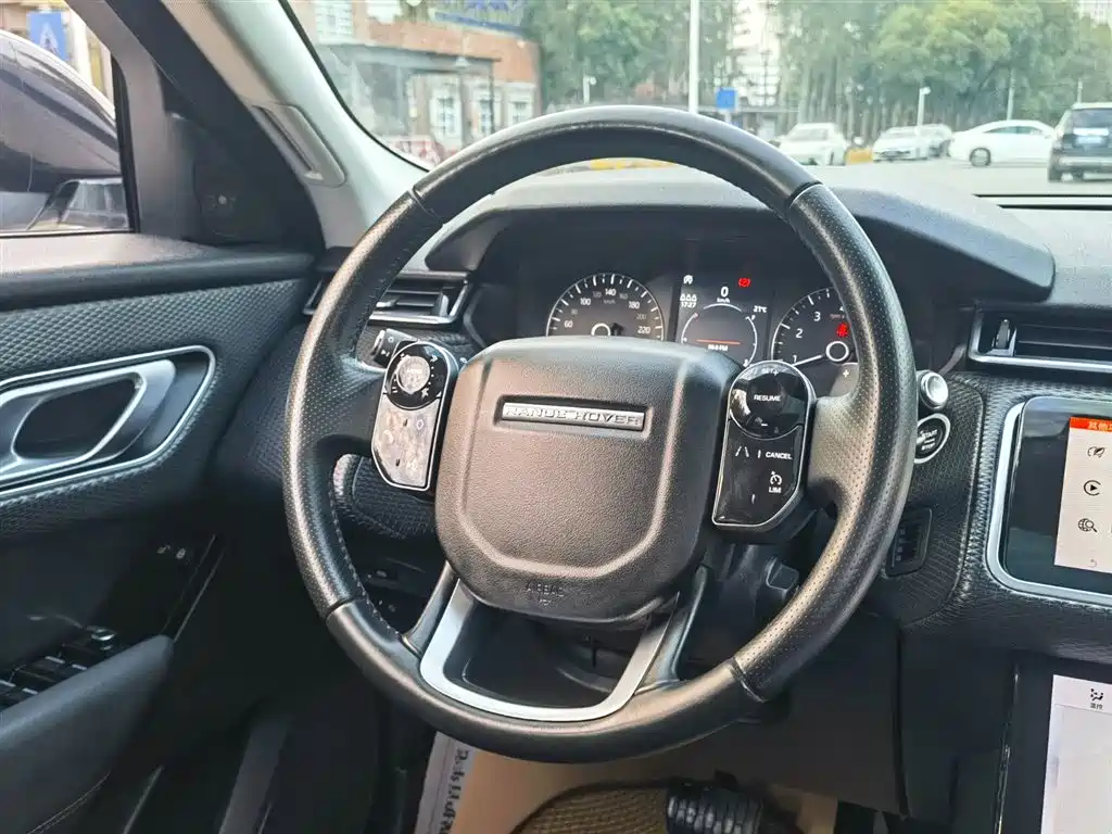 Land Rover Range Rover Velar 2019 250PS фото 12