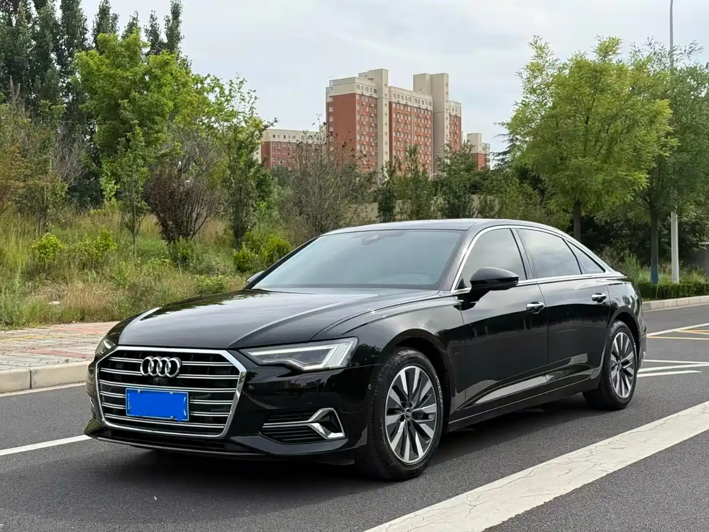 Audi A6L 2024 45 TFSI Premium Elegance