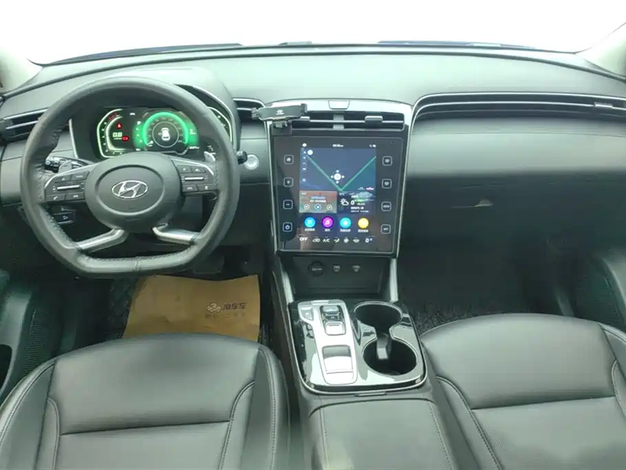 Hyundai Tucson 2023 Tucson L 1.5T Automatic 2WD DLX Luxury Edition фото 12