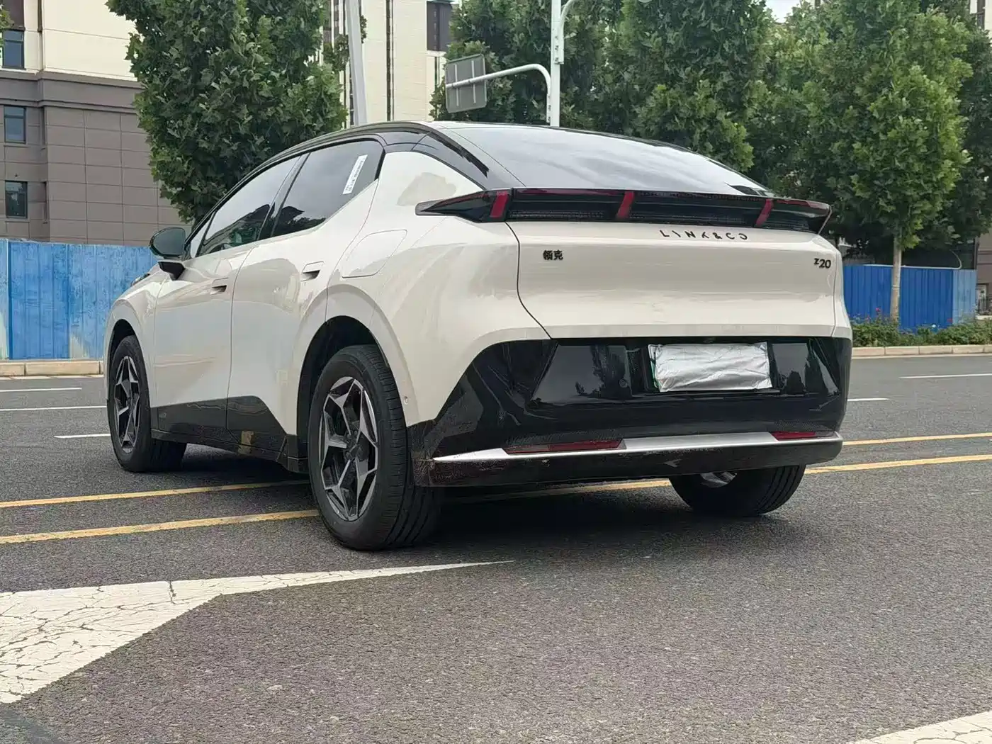 Lynk & Co Z20 2025 175kW фото 9