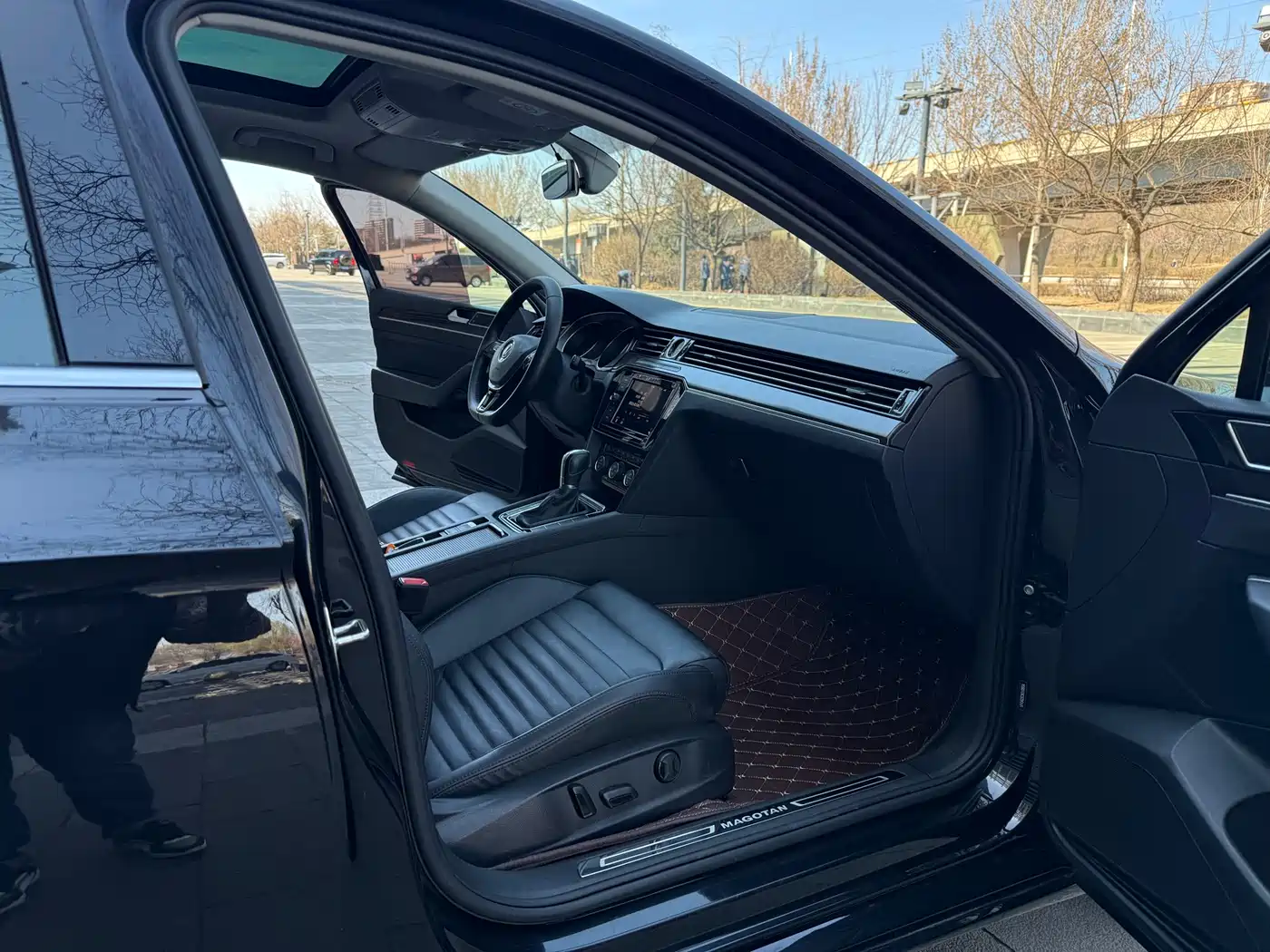 Volkswagen Magotan 2019 330TSI DSG Luxury China V фото 17