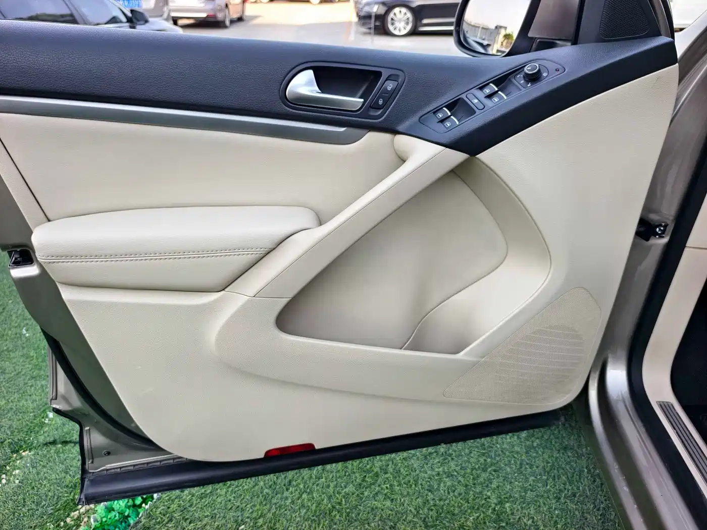 Volkswagen Tiguan 2015 1.8TSI Automatic 2WD Highline фото 7