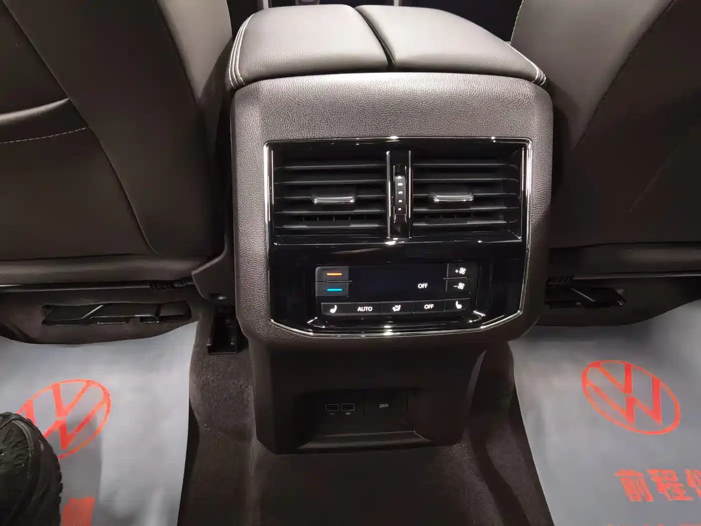 Volkswagen Teramont 2019 530 V6 AWD Flagship Edition China V фото 11