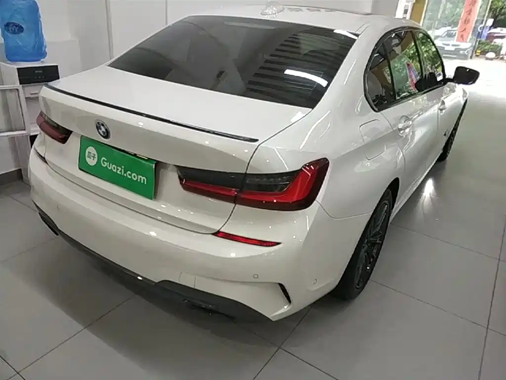 BMW 3 Series 2022 Facelift 325Li M Sport Shadow Edition фото 7