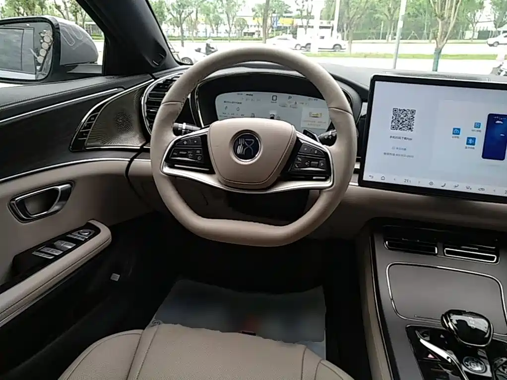 BYD Han 2025 DM-i Smart Driving Edition 125KM LiDAR Flagship фото 11