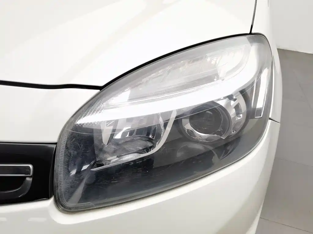 Renault Koleos (Import) 2014 2014 2.5L 4WD Comfort Edition