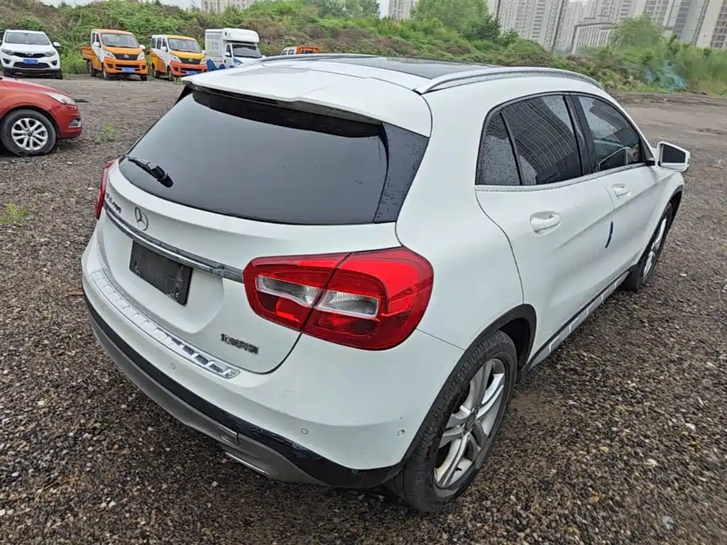 Mercedes-Benz GLA 2016 GLA 200 Dynamic фото 7