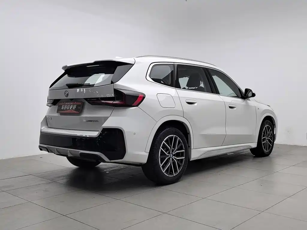 BMW iX1 2024 2023 eDrive25L M Sport Package