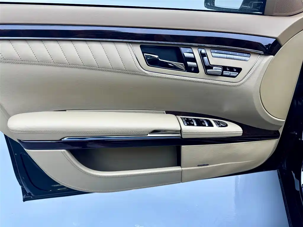 Mercedes-Benz S-Class 2012 S 600 L Grand Edition фото 10