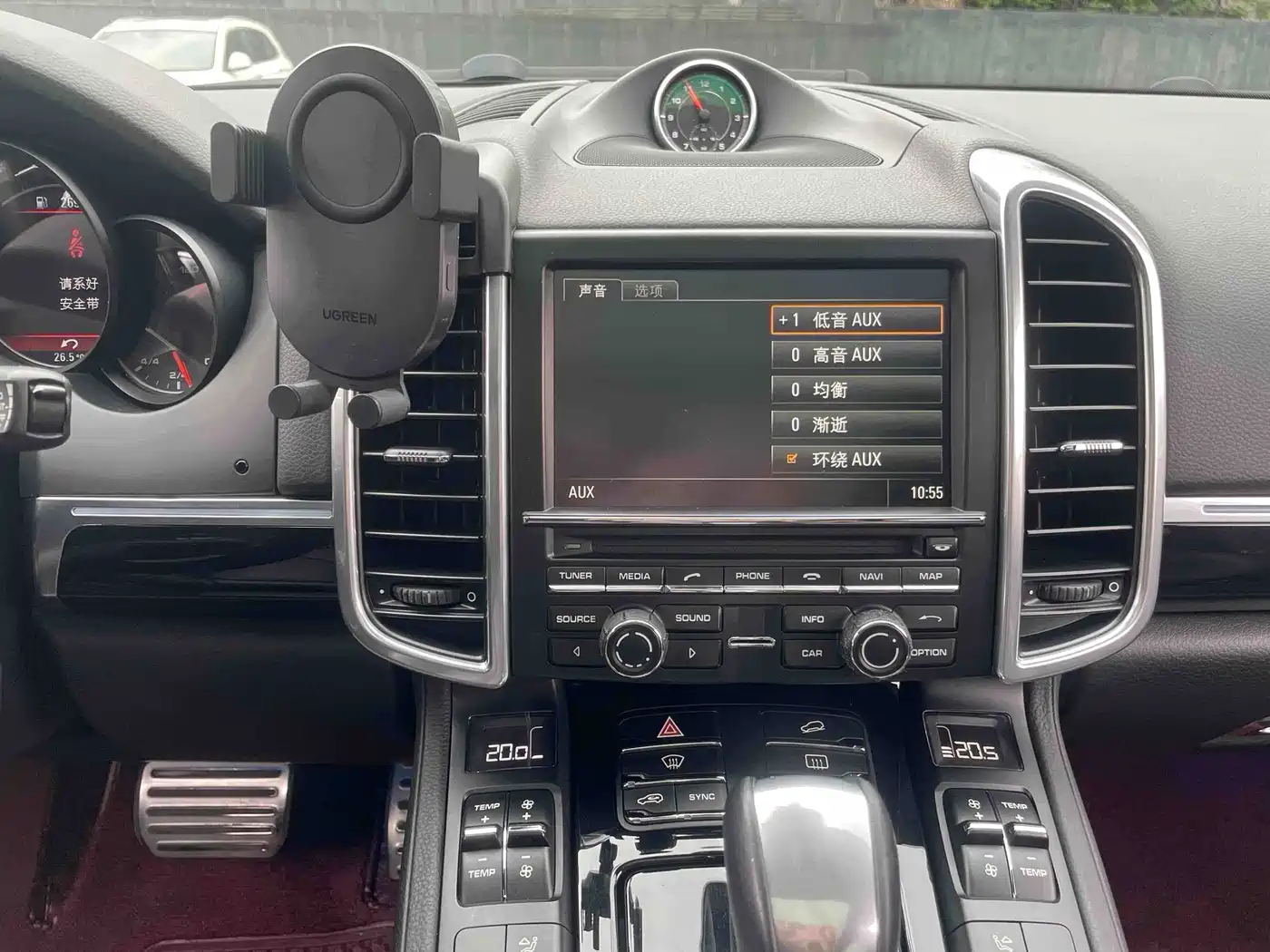 Porsche Cayenne 2014 Cayenne Platinum Edition 3.0T фото 17