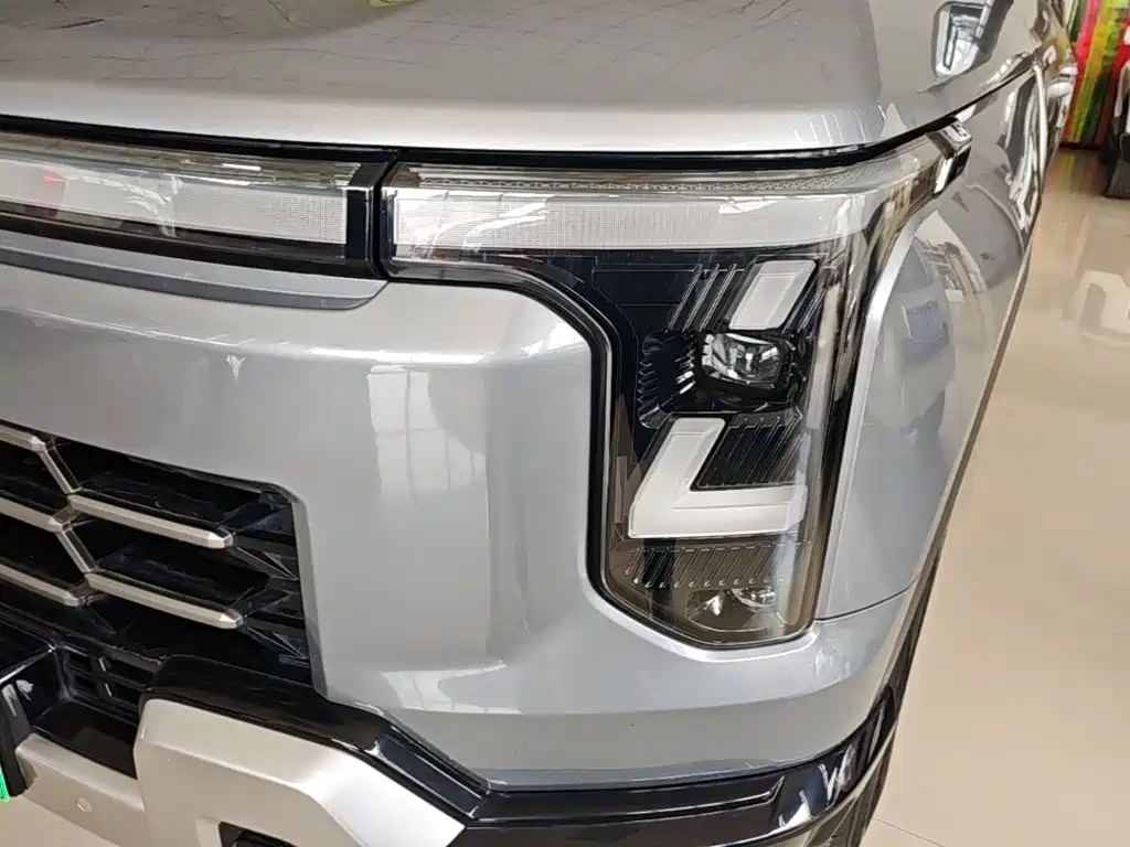 Dongfeng Zhengzhou Nissan Z9 GE PHEV 2025 2025 135KM 4WD Premium Edition