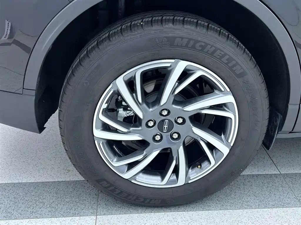Lincoln Adventurer 2025 2024 2.0T FWD Exclusive Edition