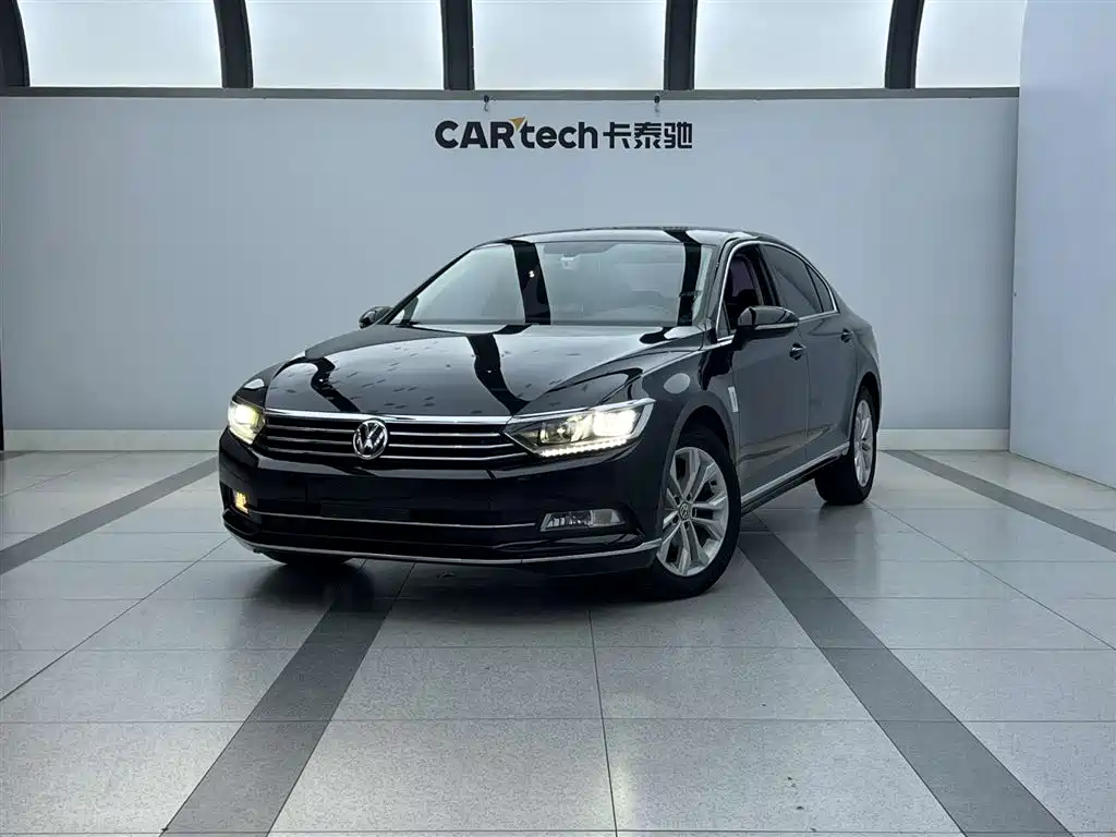 Volkswagen Magotan 2018 Facelift 330TSI DSG Luxury