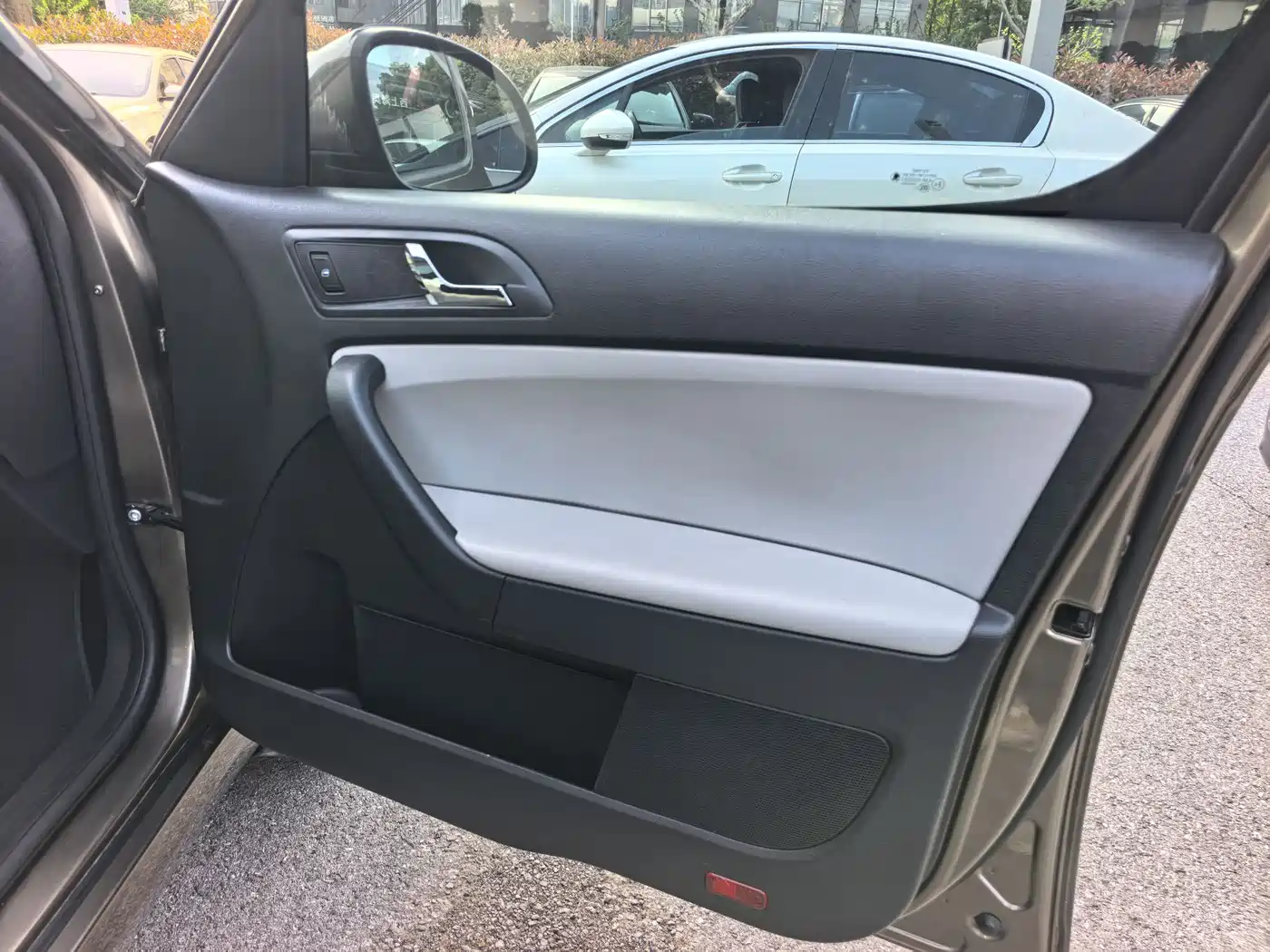Škoda Yeti 2016 1.4TSI DSG Forward Edition фото 13