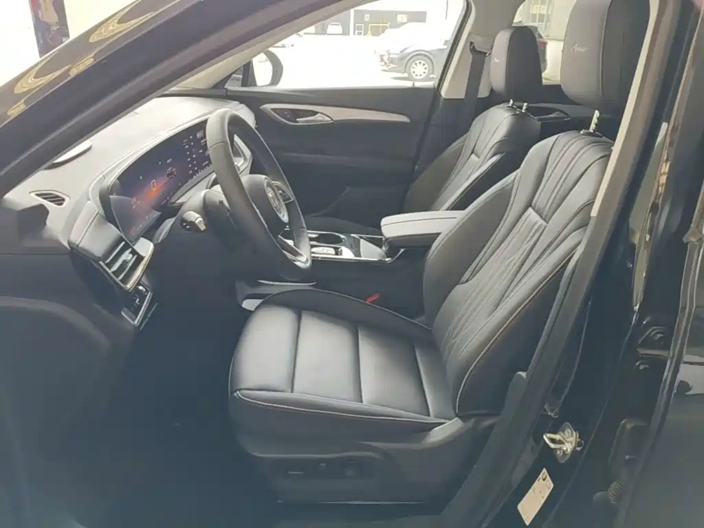 Buick Envision Plus 2025 2026 Buick Enclave Plus AWD Avenir