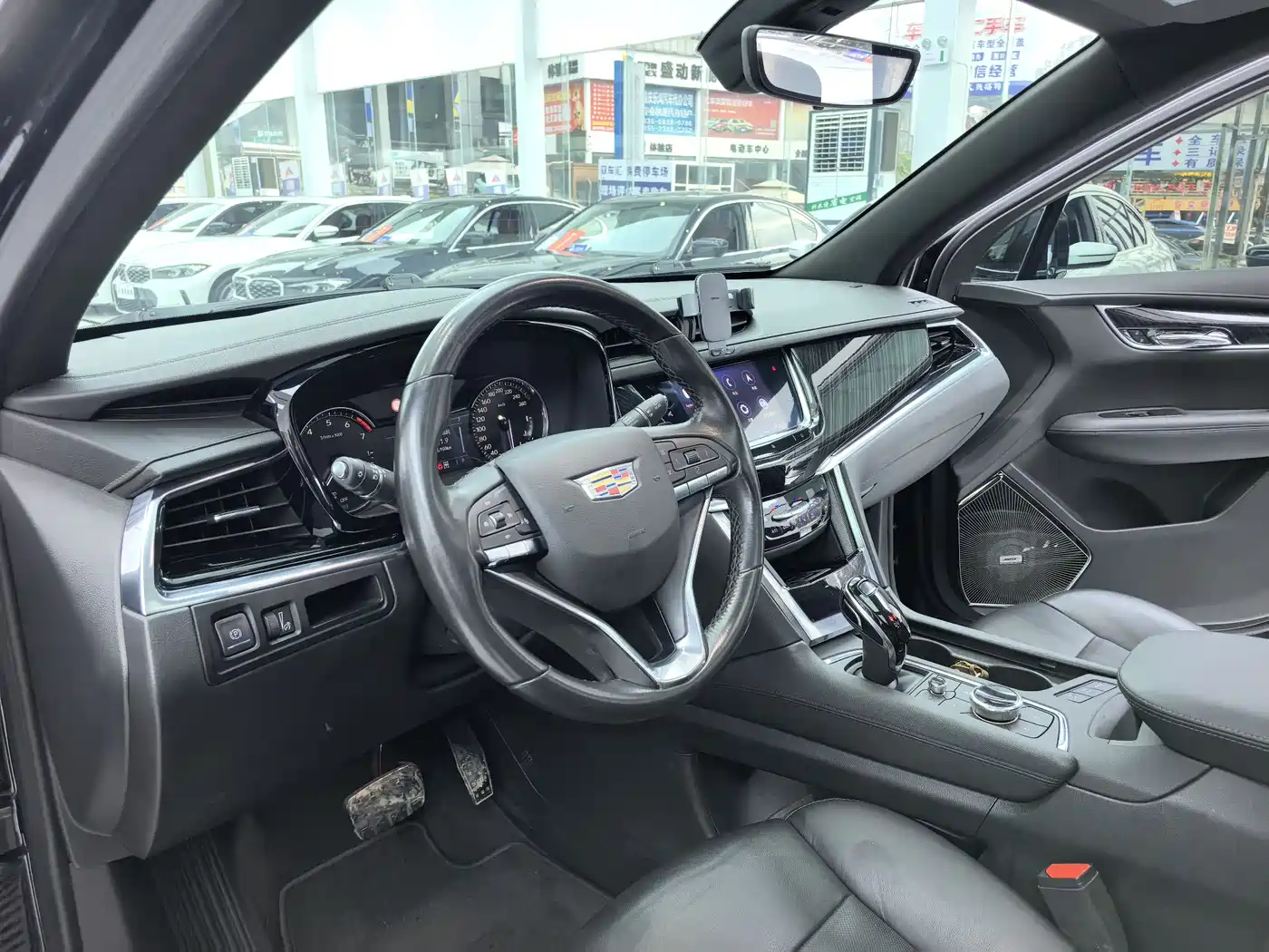 Cadillac XT6 2020 28T 6-Seater 4WD Luxury Model фото 4