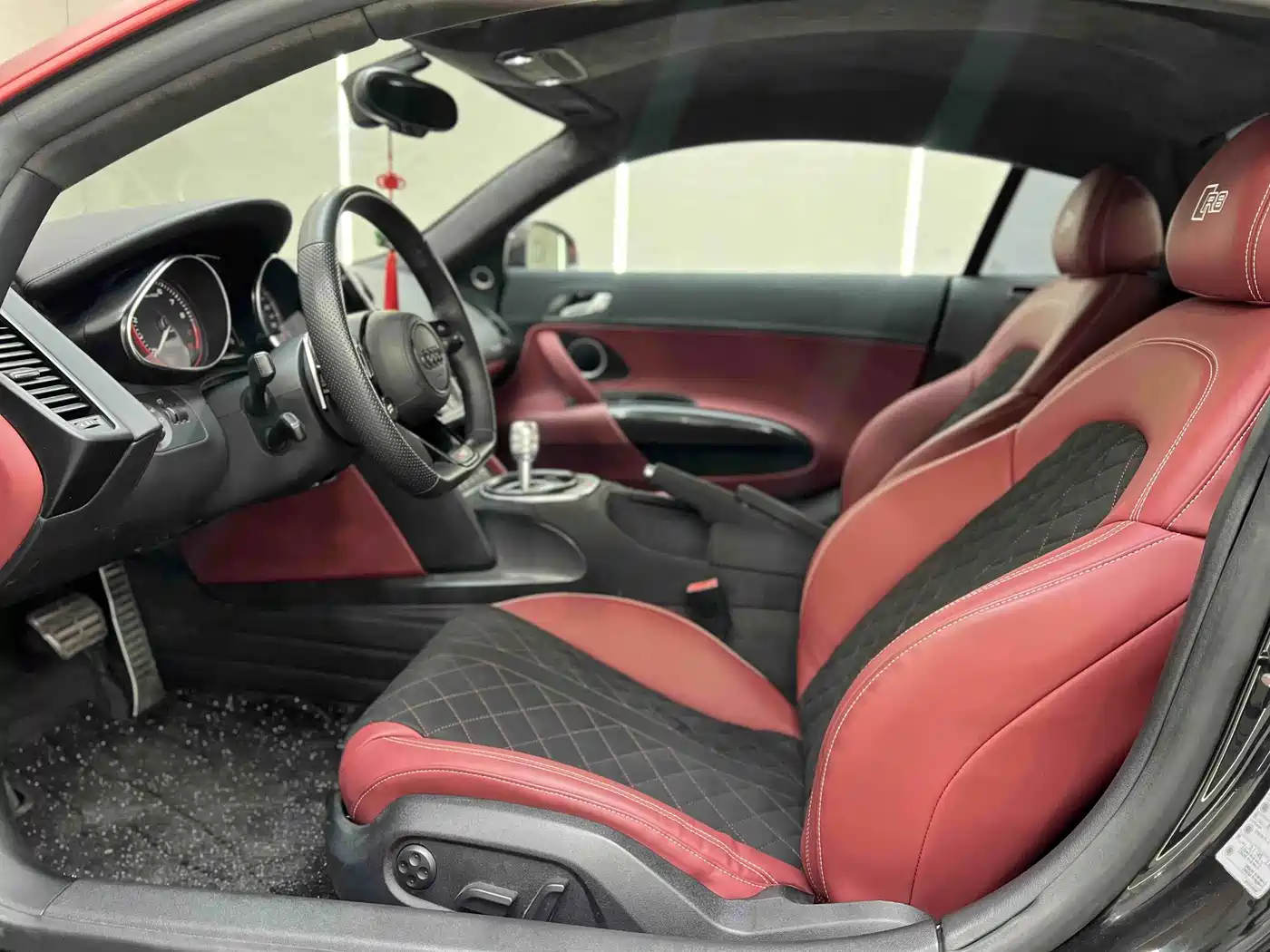 Audi R8 2010 2010 5.2 FSI quattro