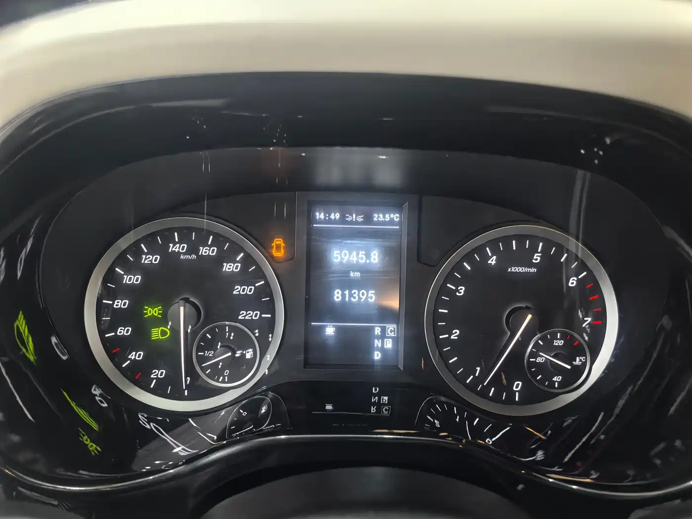 Mercedes-Benz Vito 2021 2.0T Business Edition 7-seater фото 19