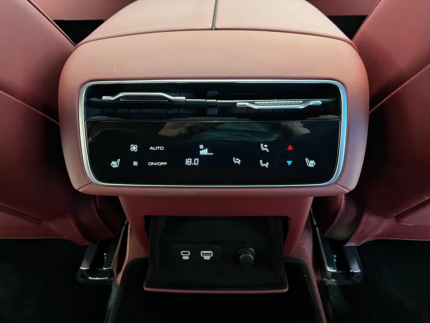 TANK TANK 700 NEW ENERGY