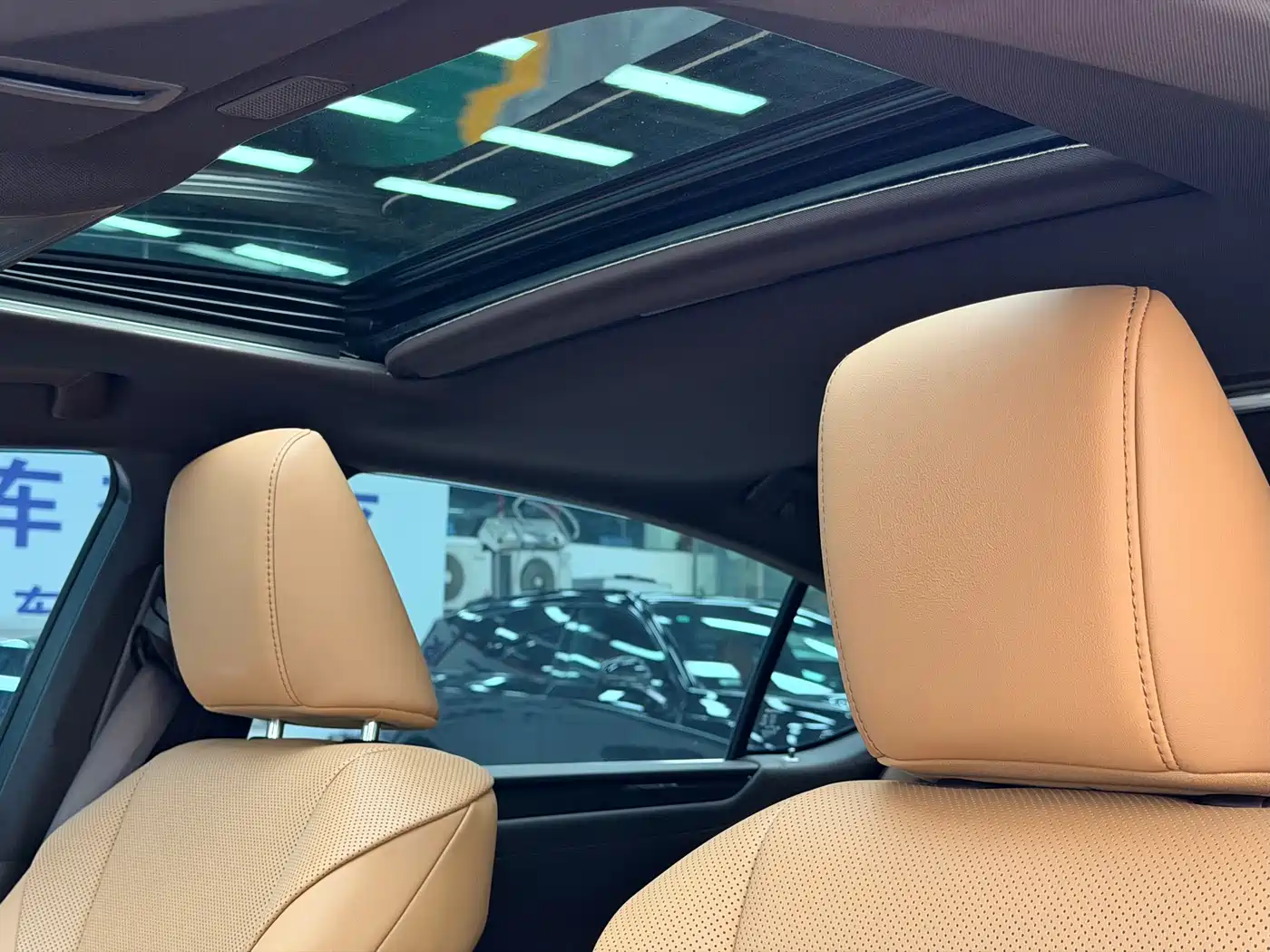 Lexus ES 2020 200 Excellence фото 8