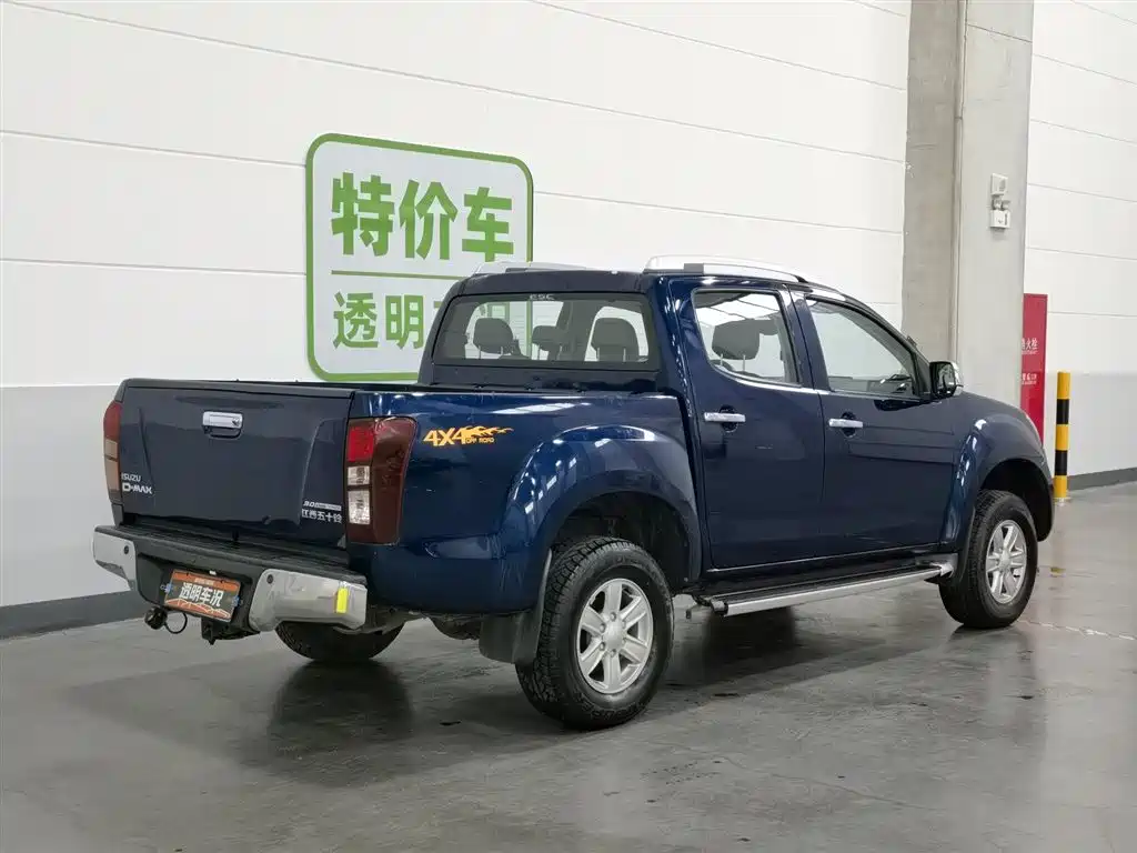 Isuzu D-MAX 2018 3.0T 4WD Automatic Ultra Luxury 4JJ1-TC HI фото 2