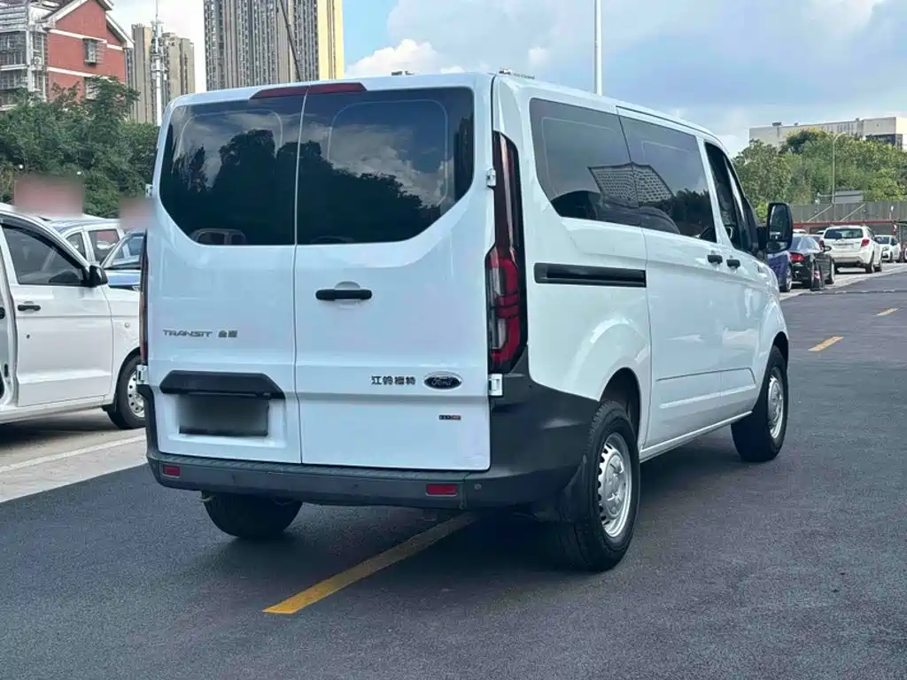 Ford Transit 2023 2023 Model 2.0T Diesel Automatic Multi-purpose Commercial Vehicle Short Wheelbase Low Roof 5/6 Seater