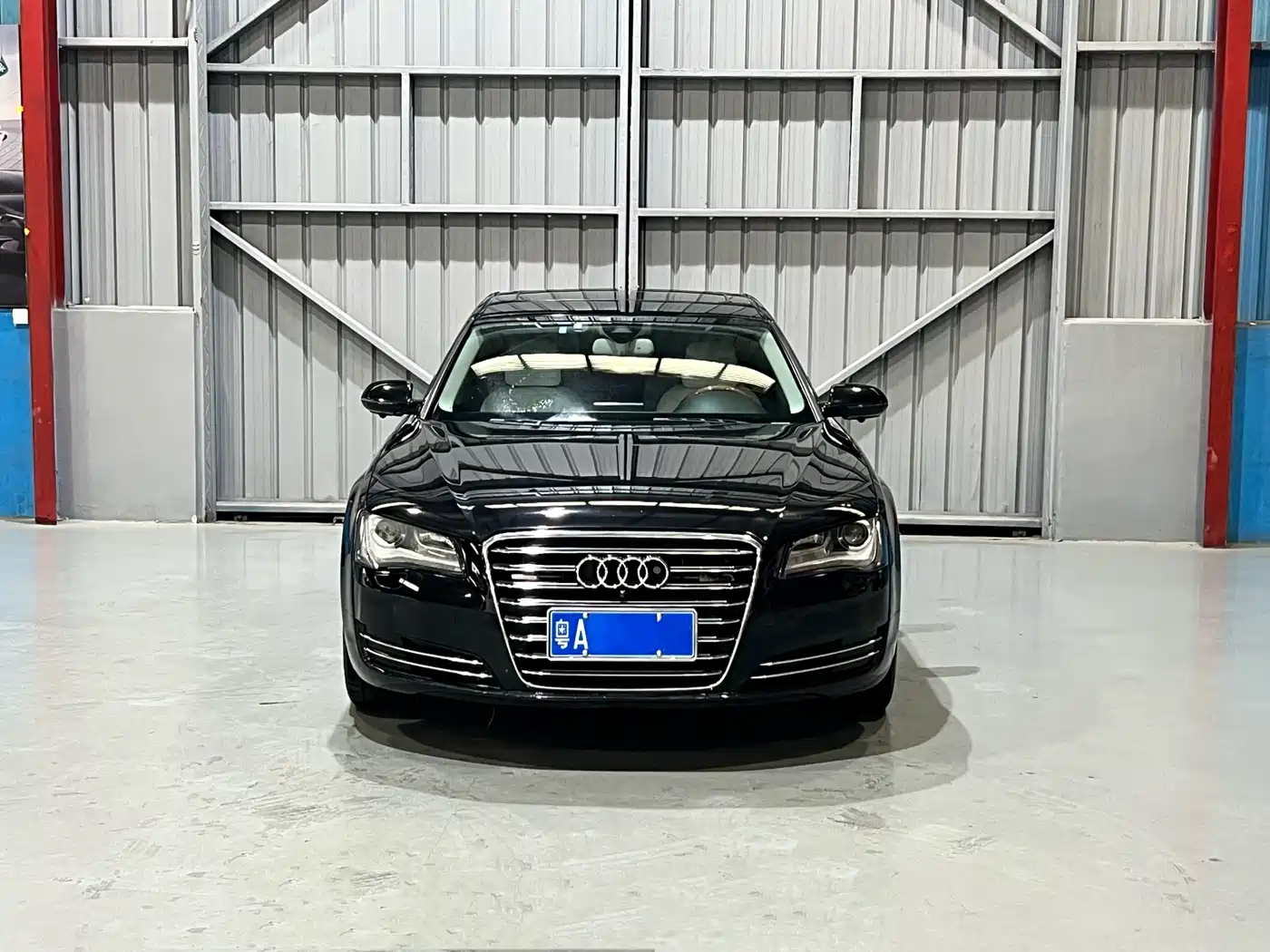 Audi A8 2012 A8L 50 TFSI quattro Premium фото 2