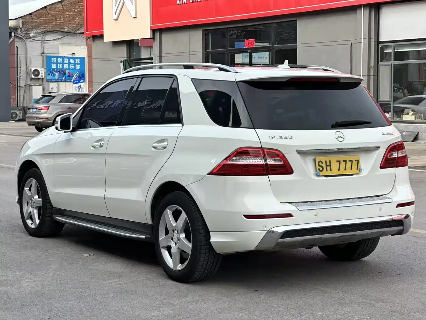 Mercedes-Benz M-Class 2012 Model ML 350 Luxury фото 3
