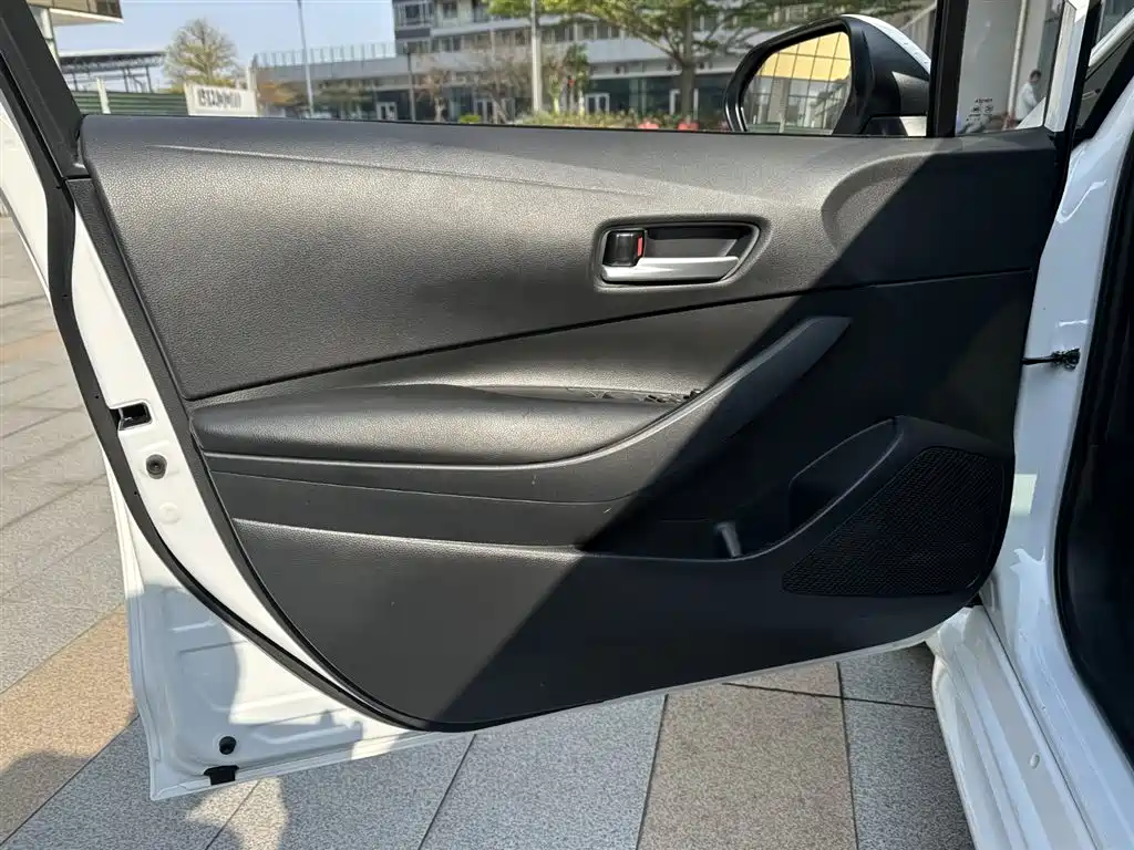 Toyota Levin 2024 185T CVT Luxury Edition фото 23