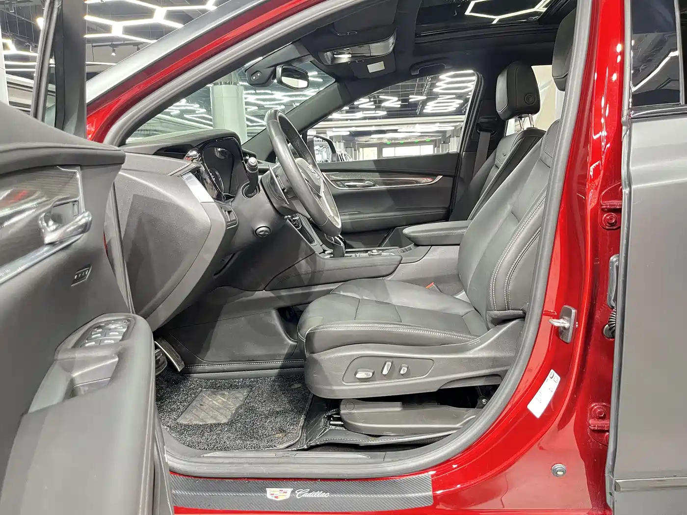 CADILLAC XT5