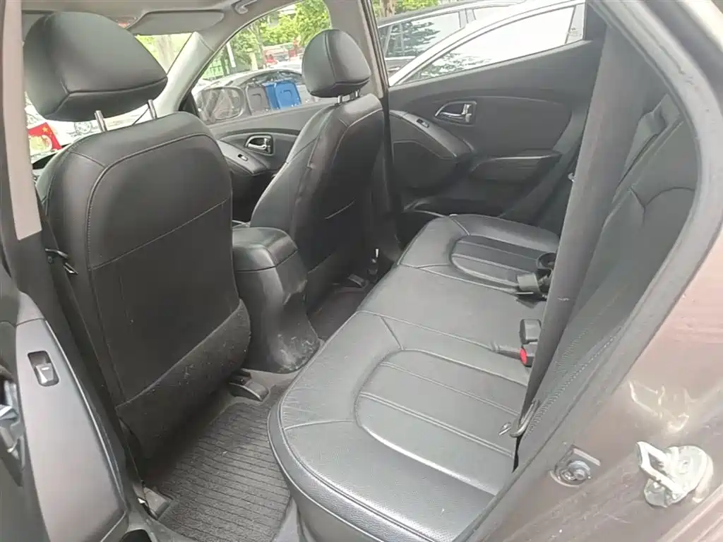 Hyundai Beijing Hyundai ix35 2013 2.0L Automatic 2WD Leading GLX China V фото 17