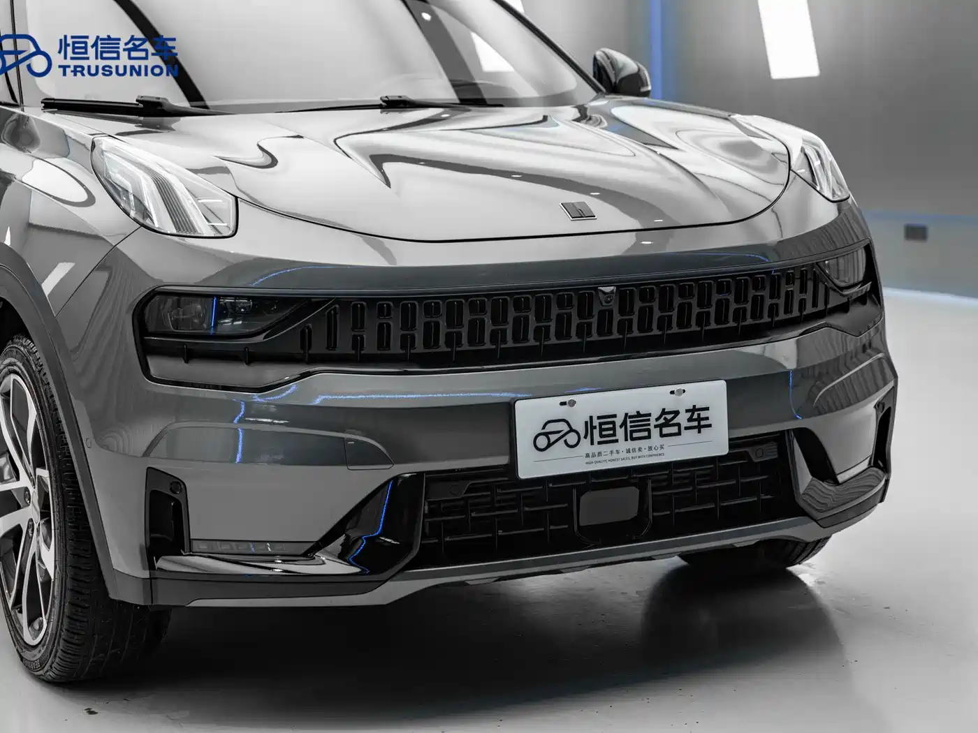 Lynk & Co 05 2020 2.0TD 4WD Halo Edition фото 8
