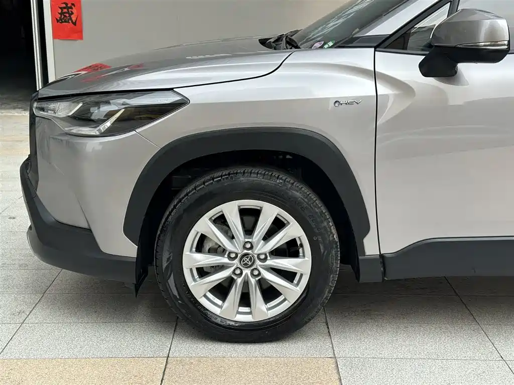 Toyota Corolla Cross 2024 2.0L Smart Hybrid Dual Engine Pioneer Edition фото 23