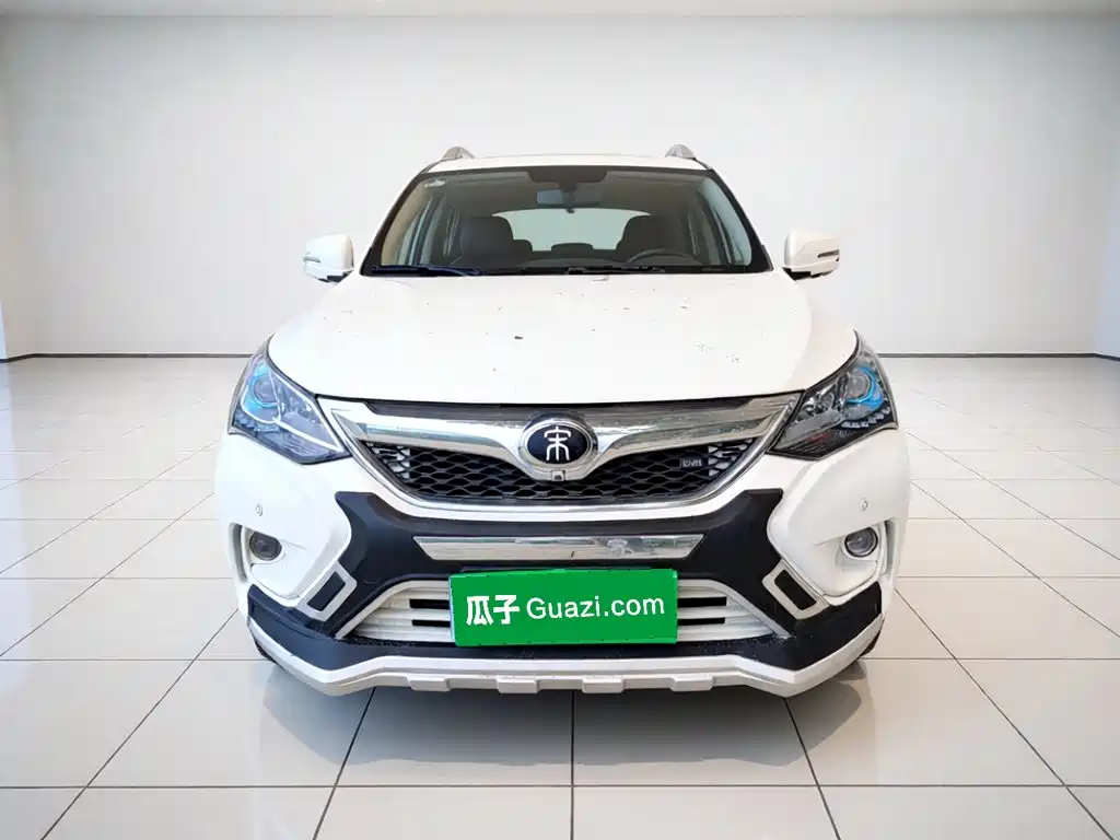 Фото 2 - BYD Song