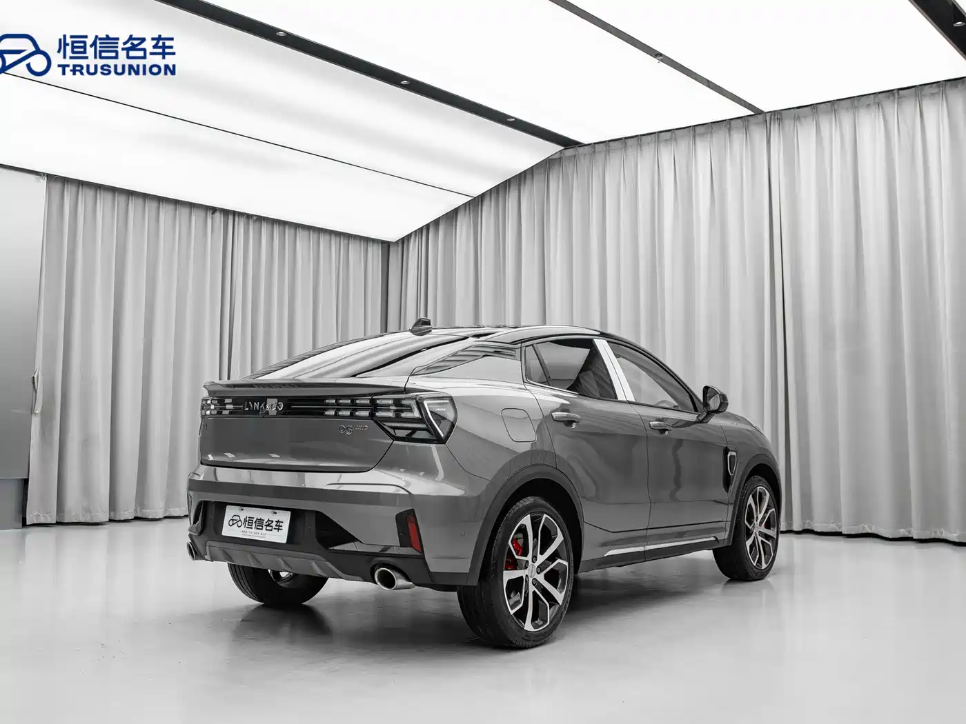 Lynk & Co 05 2020 2.0TD 4WD Halo Edition фото 4