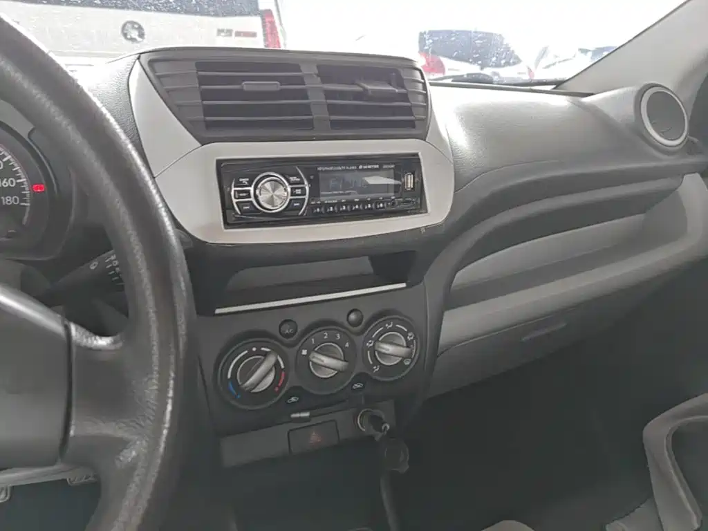 Suzuki Alto 2014 2013 Facelift 1.0L Manual Comfort