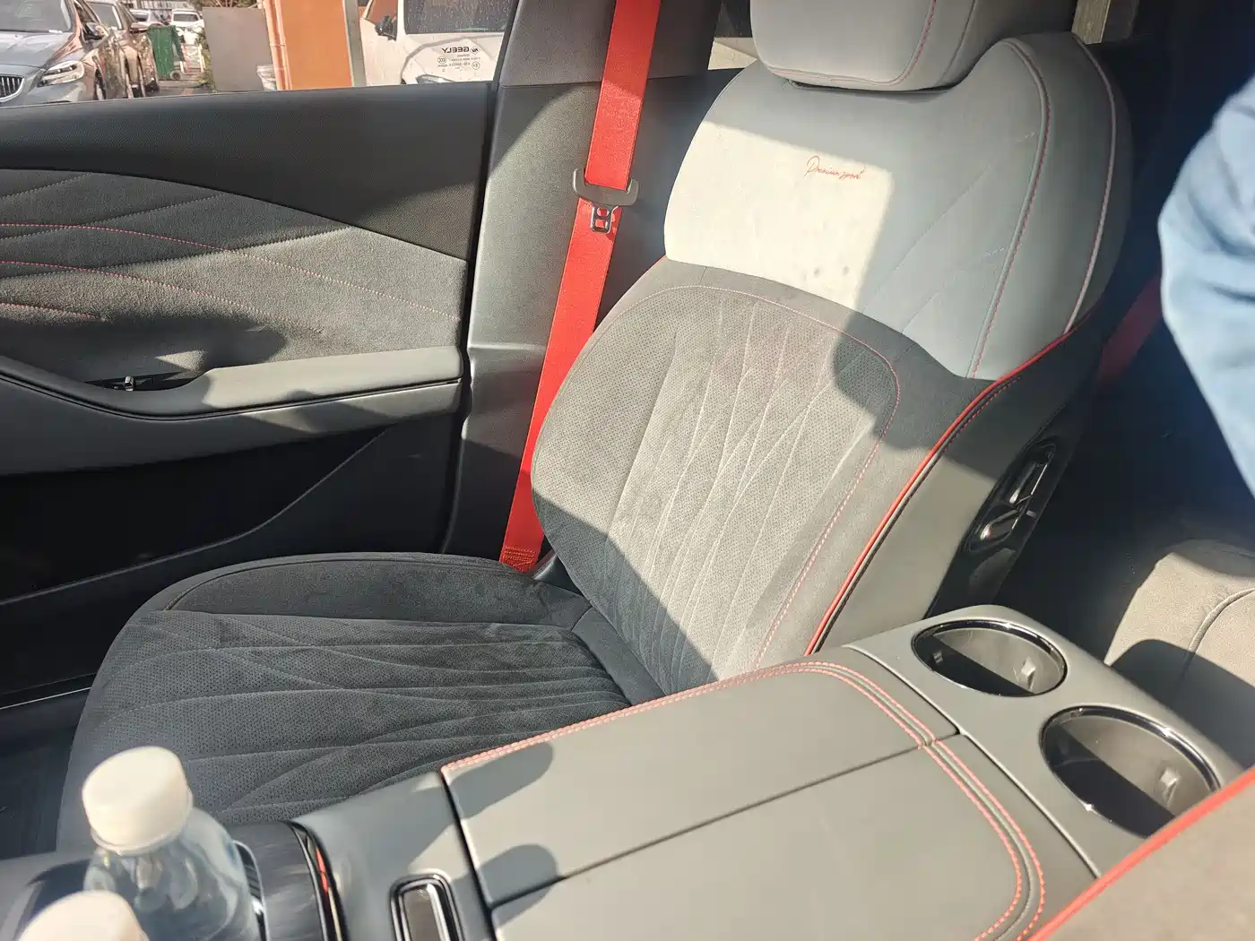 GEELY GALAXY GALAXY E8