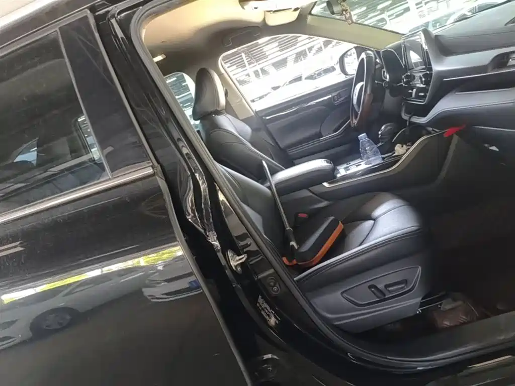 Toyota Highlander 2022 Dual Engine 2.5L AWD Elite 7-Seater фото 25