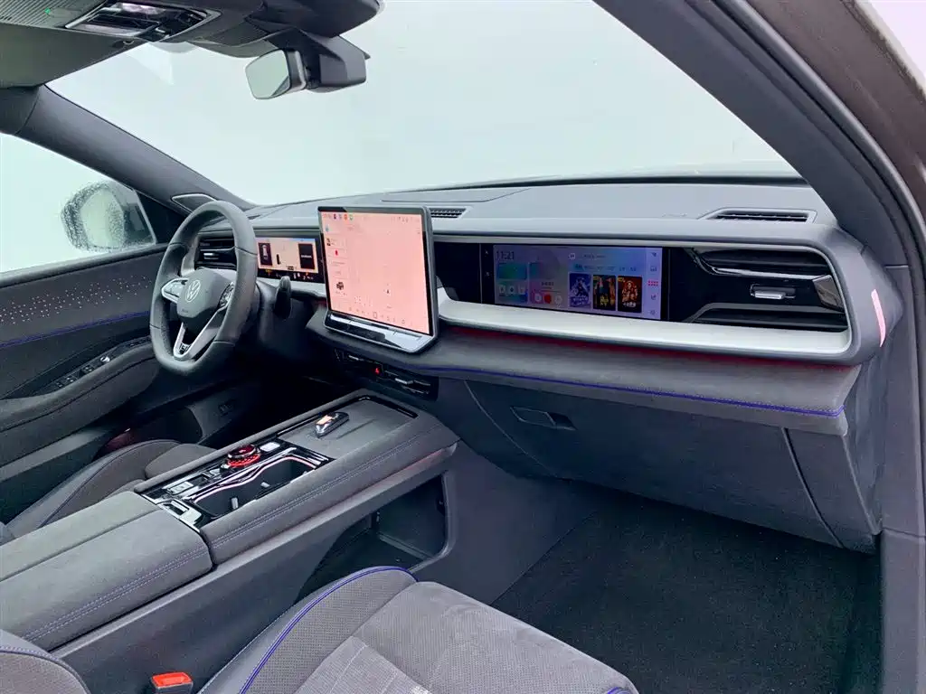 Volkswagen Teramont 2025 Teramont Pro 450TSI 4WD Summit Edition фото 18